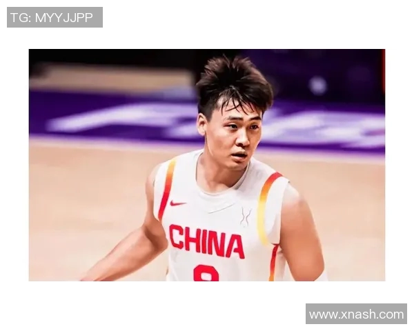 中国男篮对决澳大利亚队全力以赴争夺胜利的精彩赛事分析与回顾